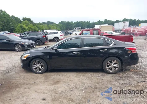 2015 Nissan Altima 2.5 Sl z USA, uszkodzony, nr VIN 1N4AL3AP7FN356956